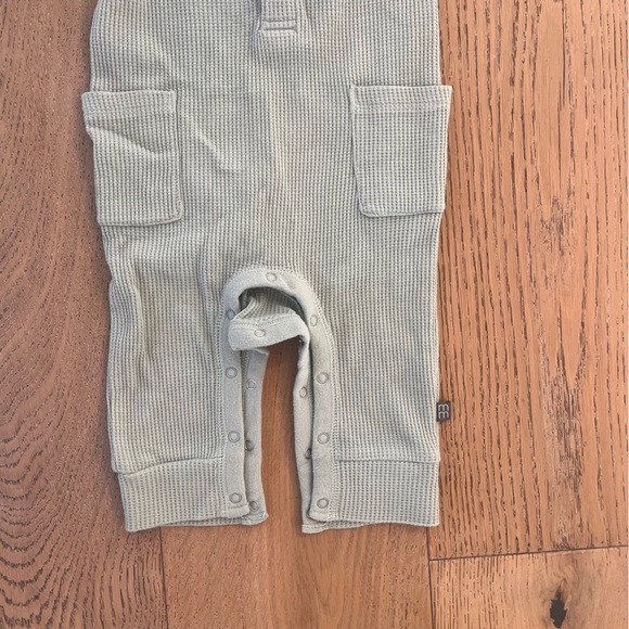 Modern Moments Waffle Knit One Piece Romper Button Neutral Sage Green 6-9 months - Picture 4 of 5